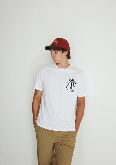  Mavi Sırt Baskılı Beyaz Tişört Loose Fit / Bol Rahat Kesim 0612456-620