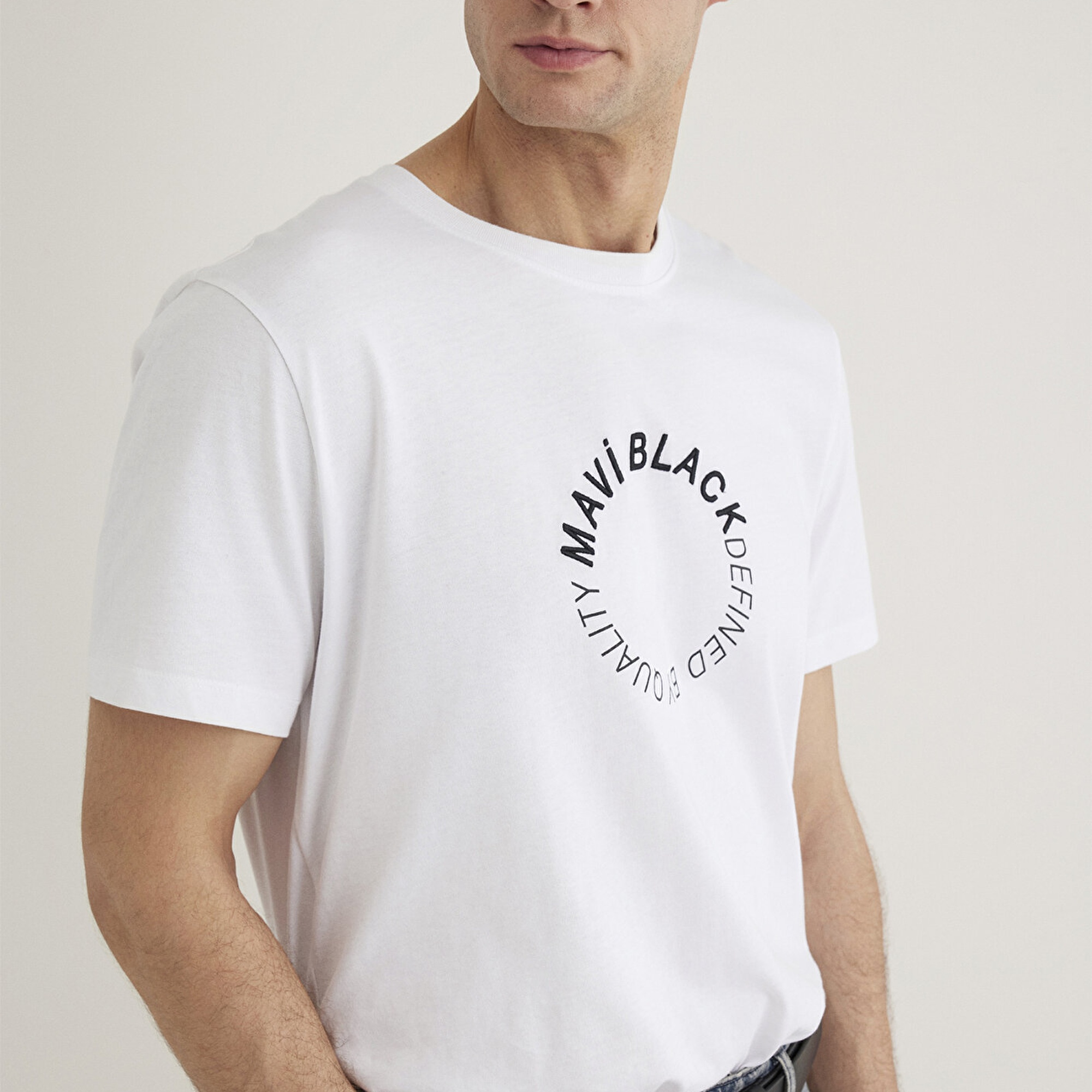 Mavi Mavi Black Baskılı Beyaz Tişört Regular Fit / Normal Kesim 0612406-620