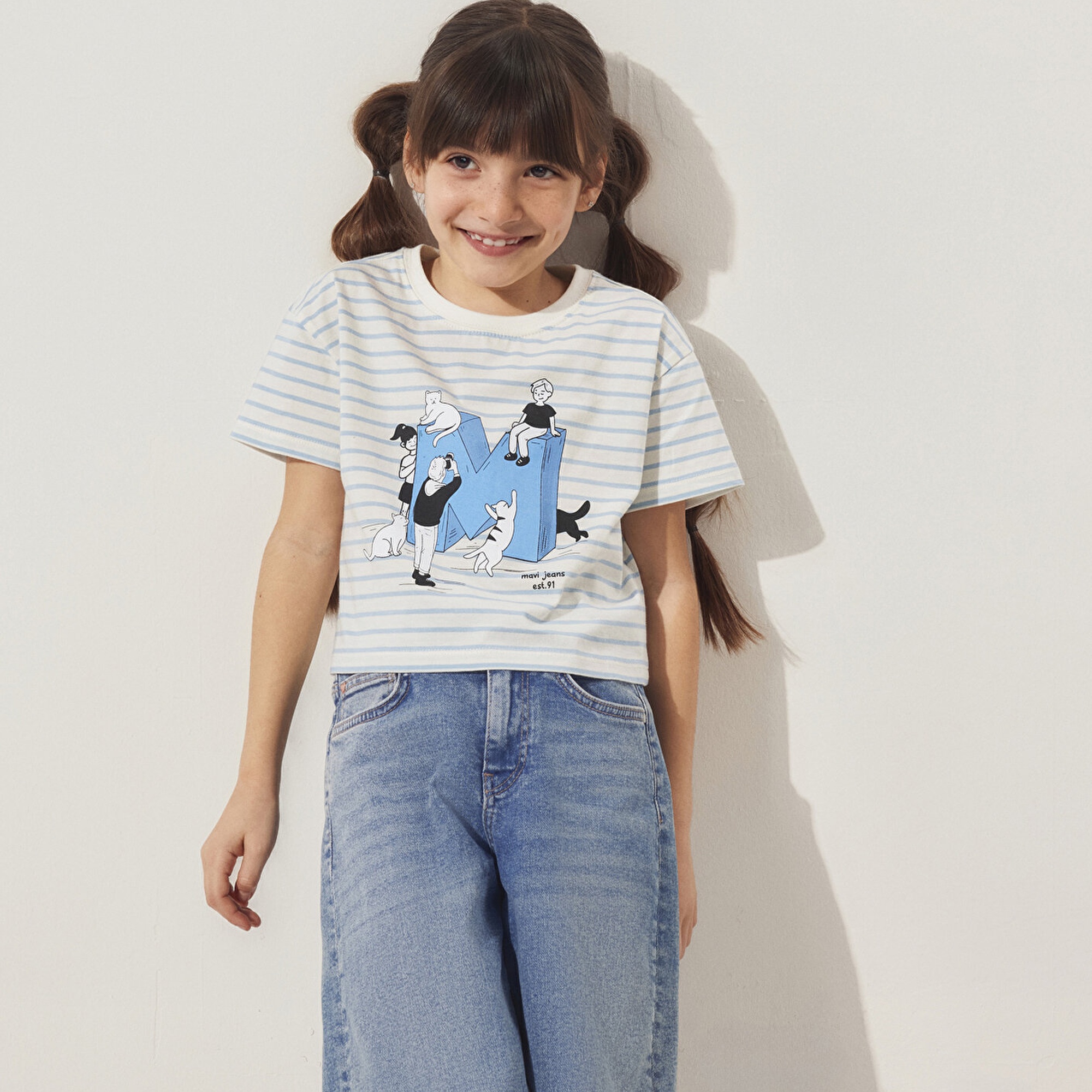 Mavi M Logo Baskılı Mavi Çizgili Tişört Loose Fit / Bol Rahat Kesim 7610285-83766