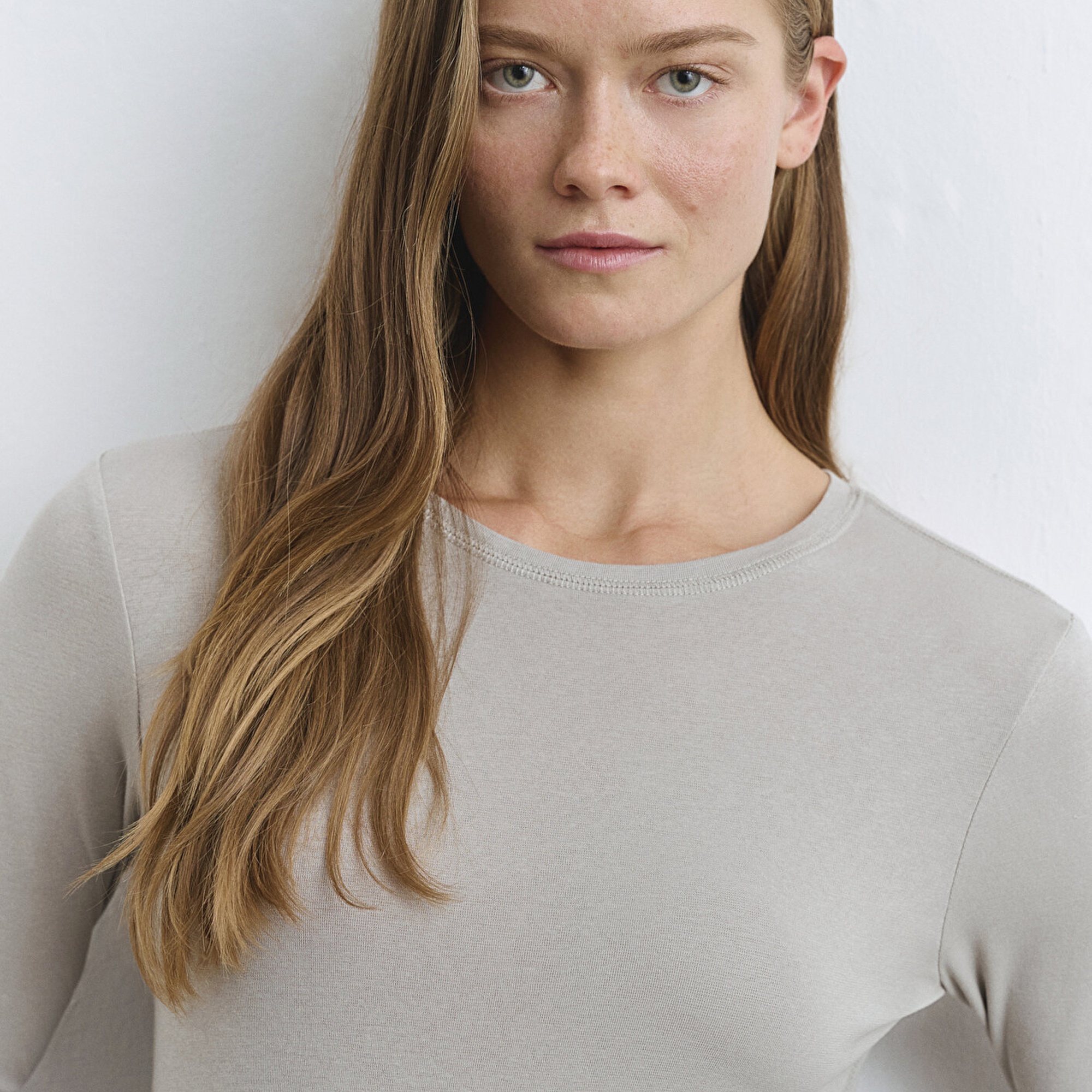 Mavi Sporty Lux Gri Lyosel Tişört Fitted / Vücuda Oturan Kesim 1613032-70112