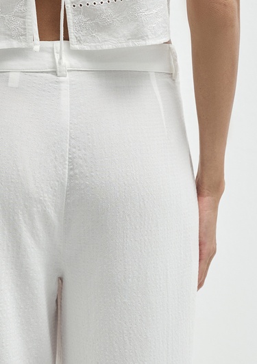  Mavi Nakışlı Beyaz Pantolon 1011052-70057