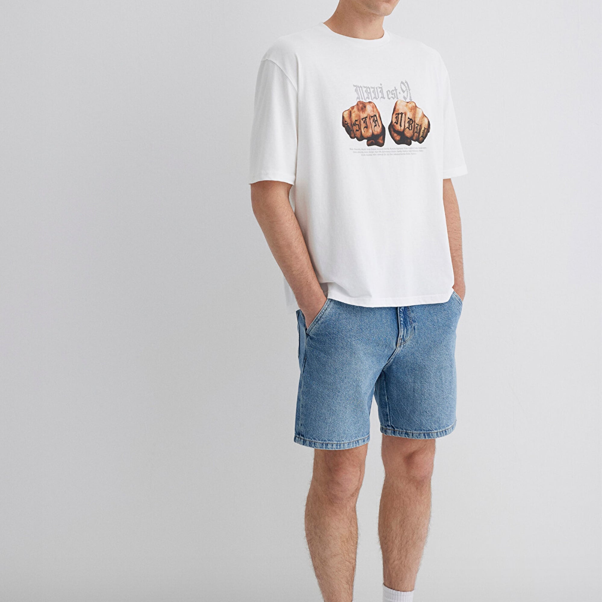 Mavi Baskılı Ekru Tişört Relaxed Fit / Rahat Kesim 0613003-70057