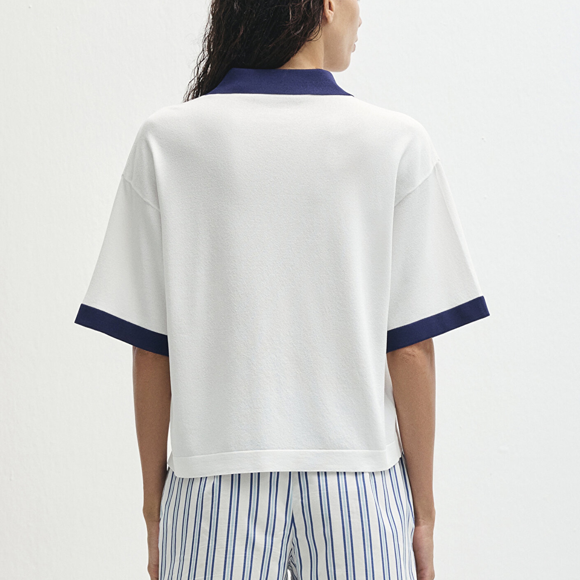 Mavi Lacivert Yakalı Beyaz Triko Polo Regular Fit / Normal Kesim 1710748-70057