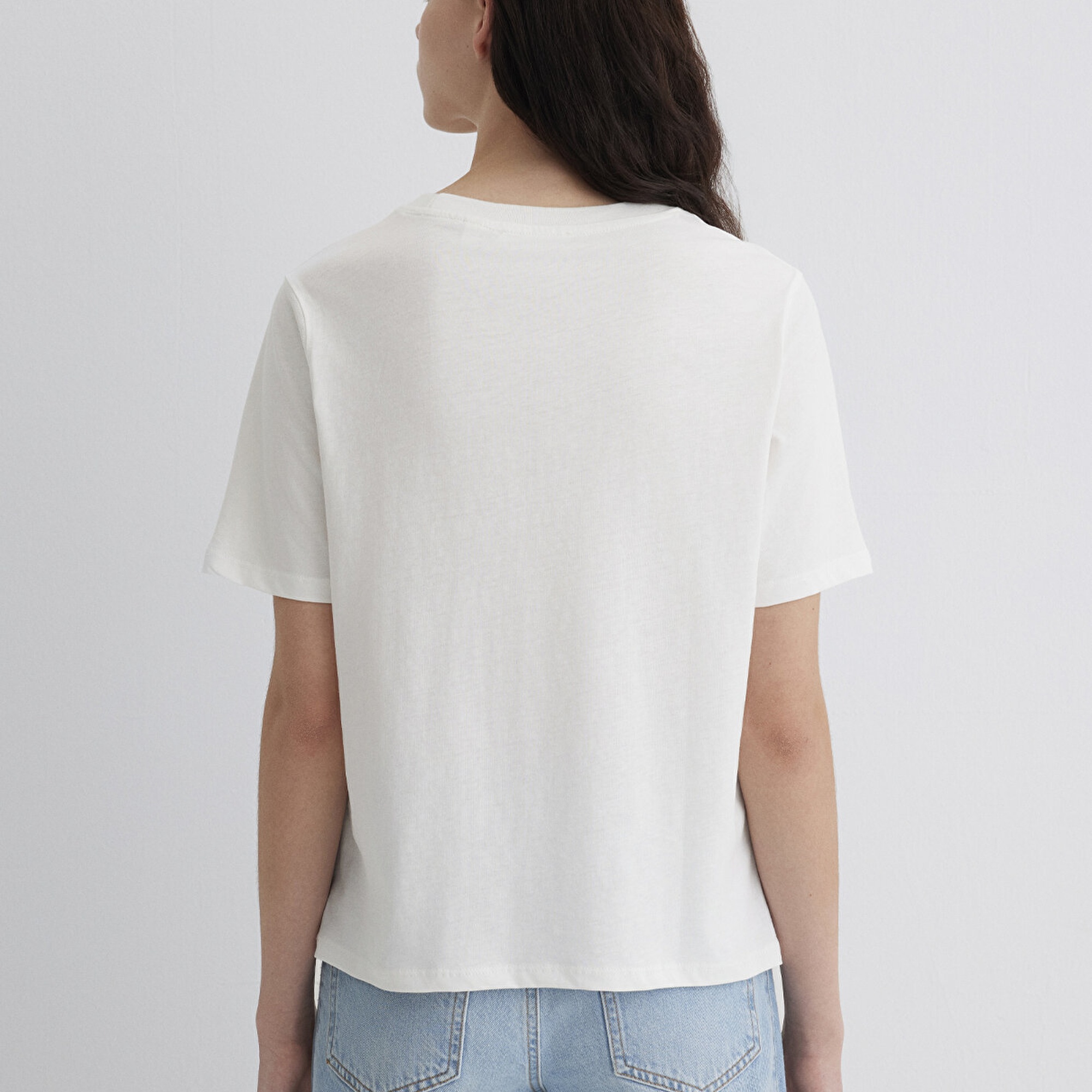 Mavi Nazar Boncuğu Baskılı Beyaz Tişört Regular Fit / Normal Kesim 1613444-70057