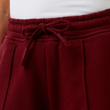  Les Benjamins Kadın Bordo Şort