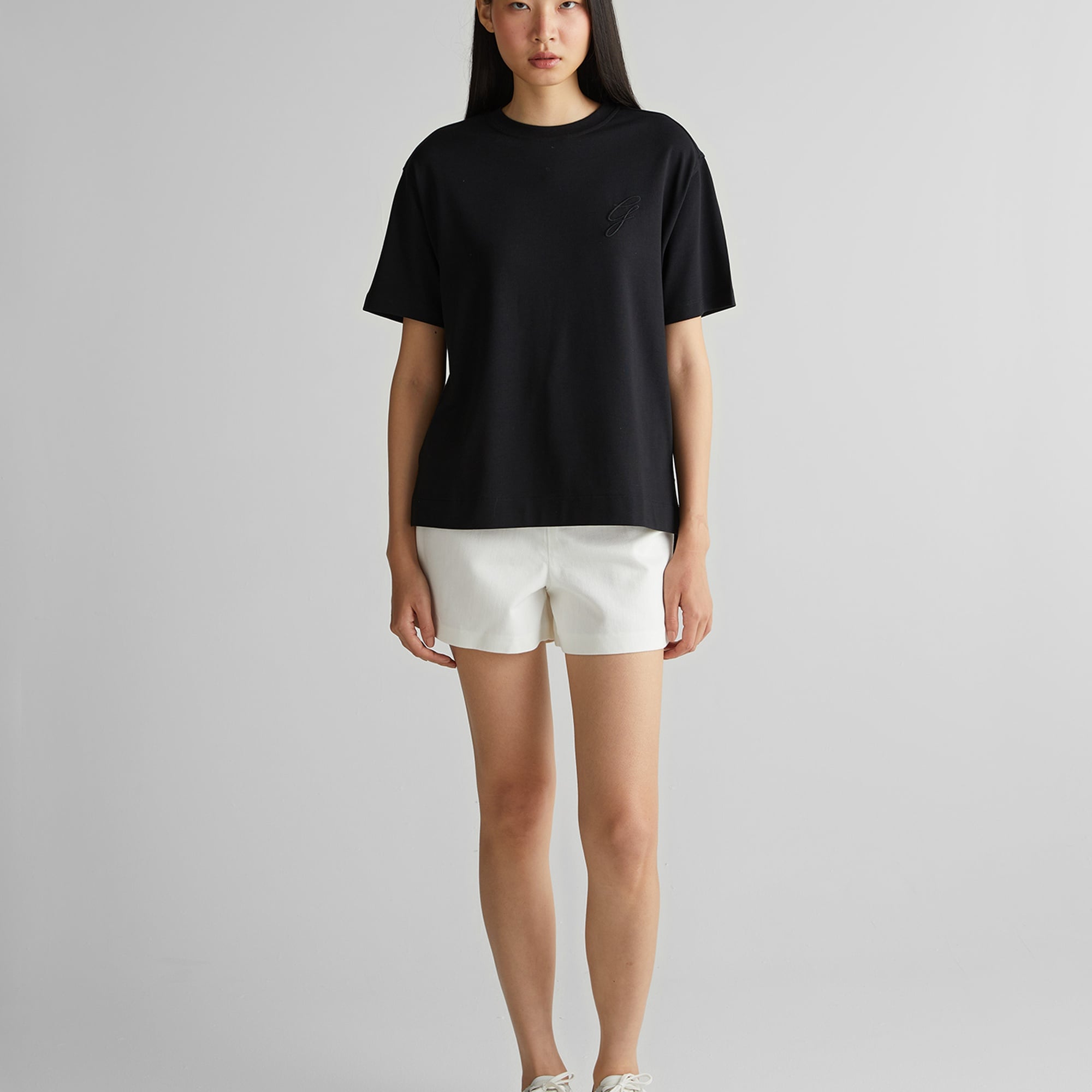 GANT Kadın Siyah Bisiklet Yaka Logolu T-Shirt