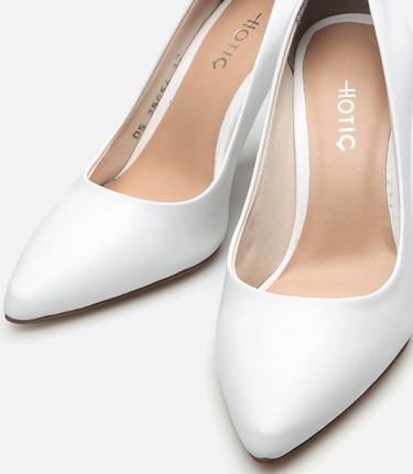  Kadın Deri Beyaz Stiletto