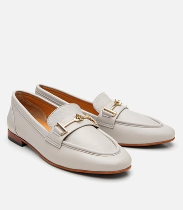  Kadın Deri Ekru Tokalı Klasik Loafer