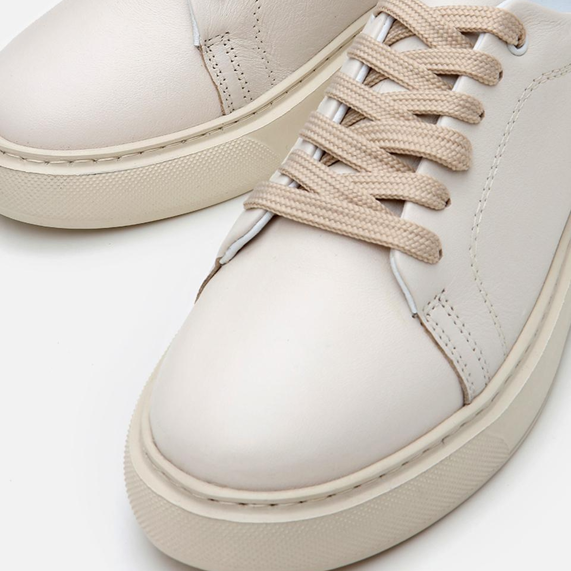 Kadın Deri Bej Kalın Tabanlı Spor Ayakkabı