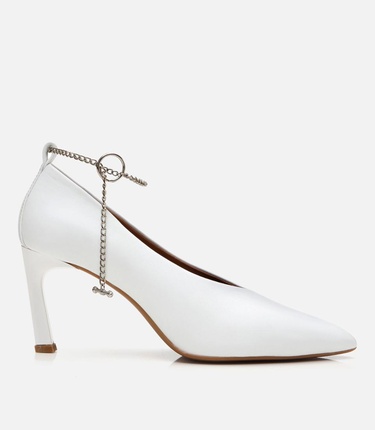  Kadın Deri Ekru Zincir Detaylı Stiletto