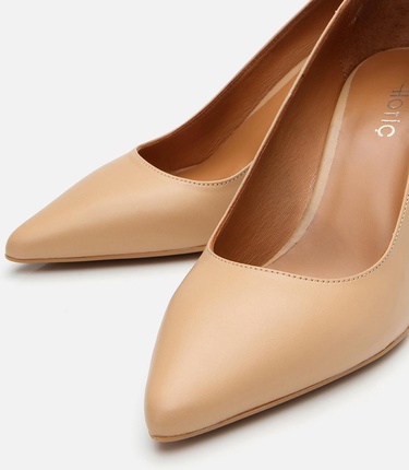  Kadın Deri Bej Esnek Tabanlı Stiletto