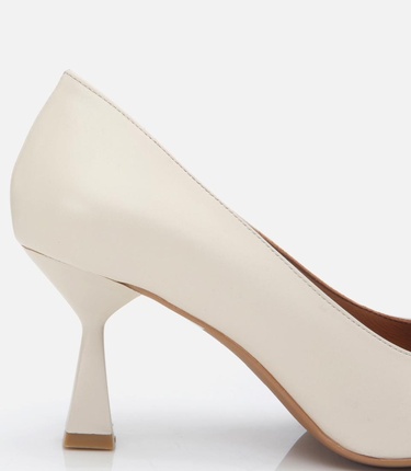  Kadın Deri Ekru Esnek Tabanlı  Stiletto