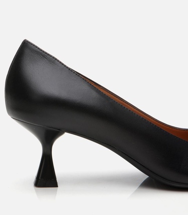  Kadın Deri Siyah Esnek Tabanlı  Stiletto