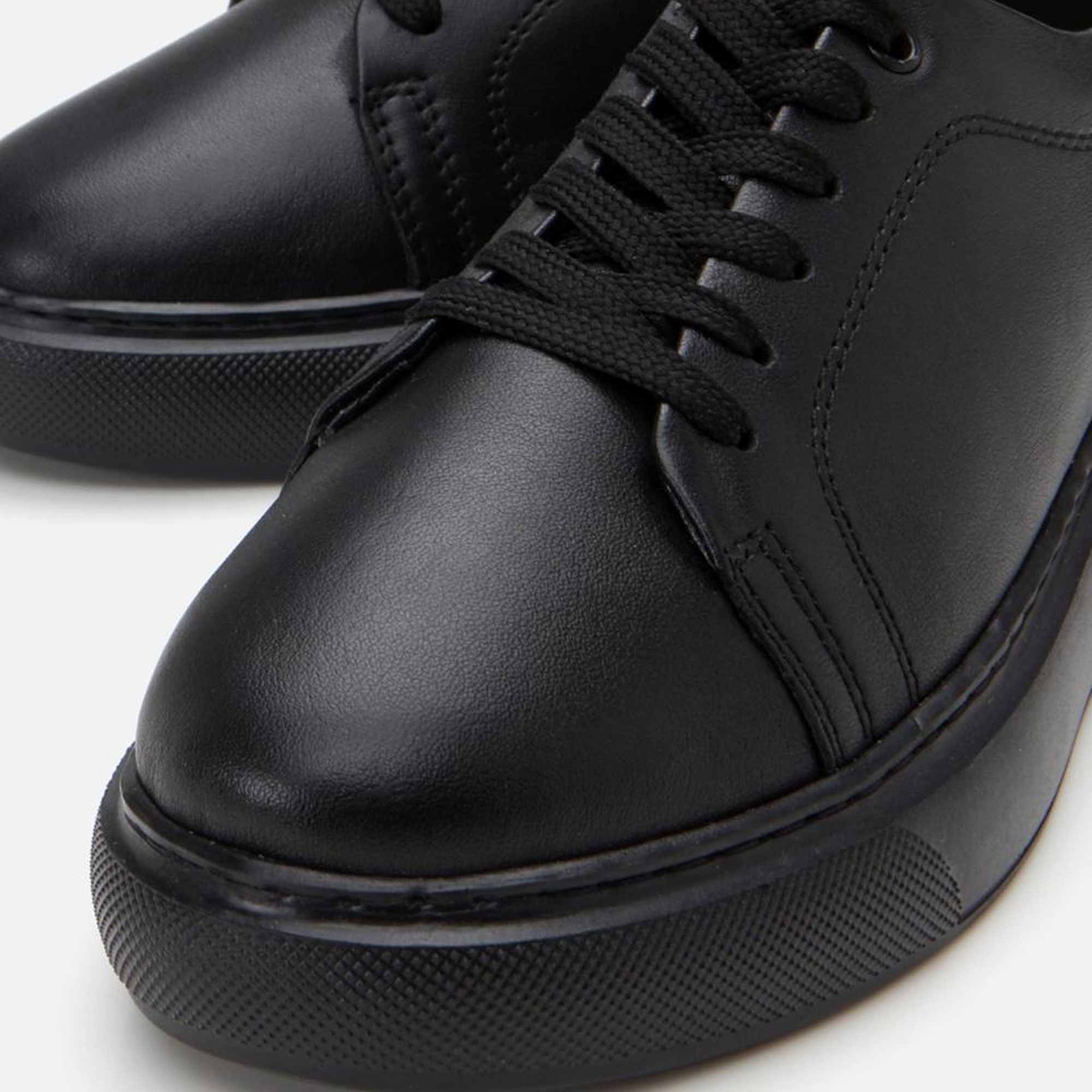 Kadın Deri Siyah Kalın Tabanlı Spor Ayakkabı