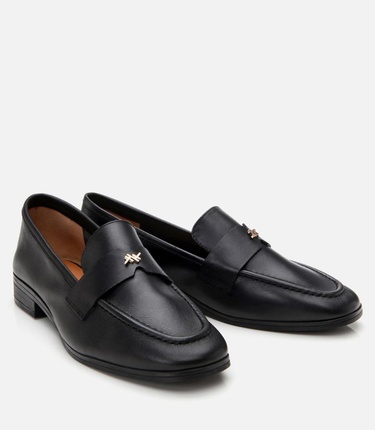  Kadın Deri Siyah Esnek Tabanlı Klasik Loafer