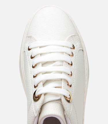  Kadın Beyaz Taban Detaylı Spor Ayakkabı