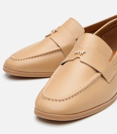  Kadın Deri Bej Esnek Tabanlı Klasik Loafer