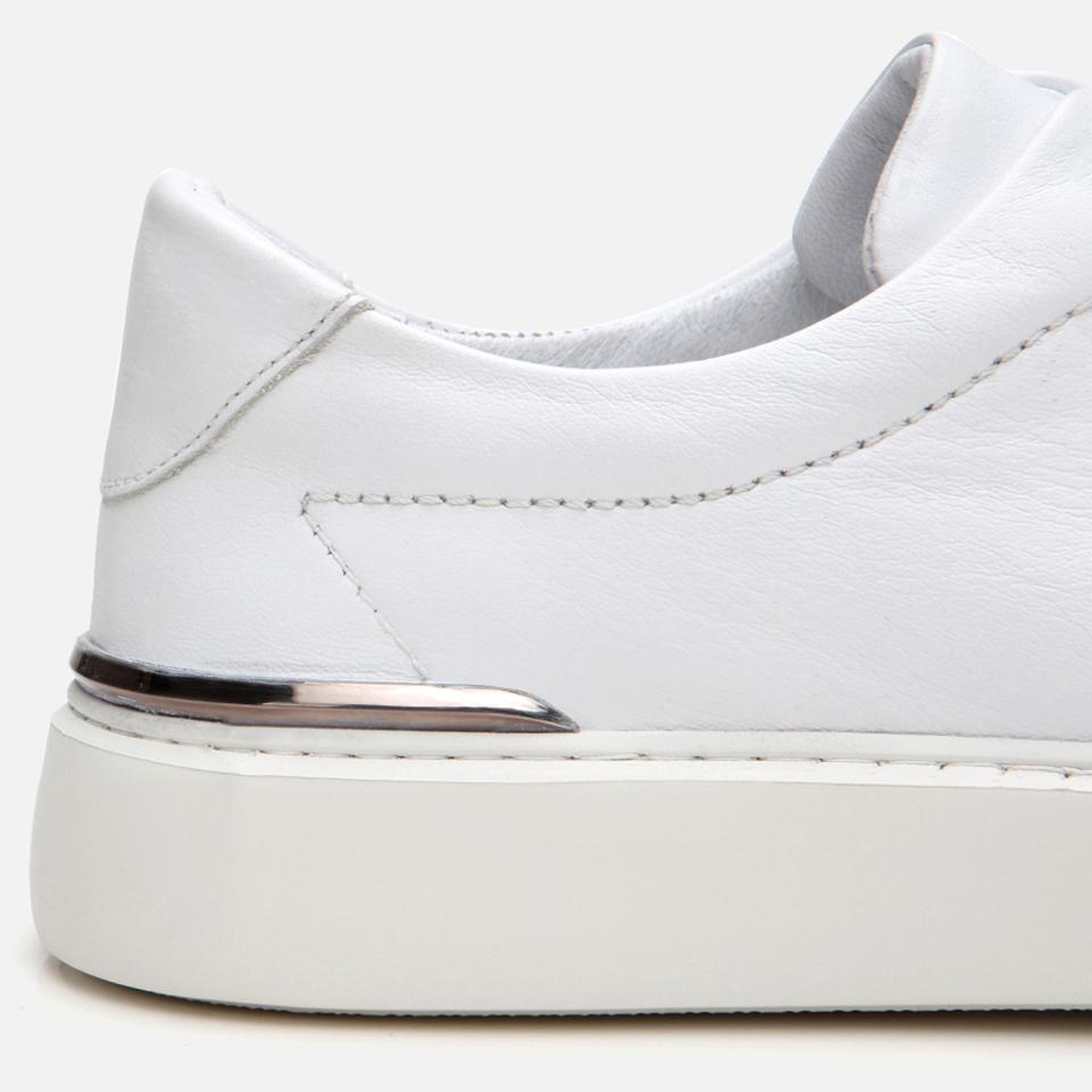 Erkek Deri Beyaz Ultra Hafif Tabanlı Spor Ayakkabı