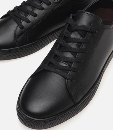  Erkek Deri Siyah Yaya Günlük Ayakkabı