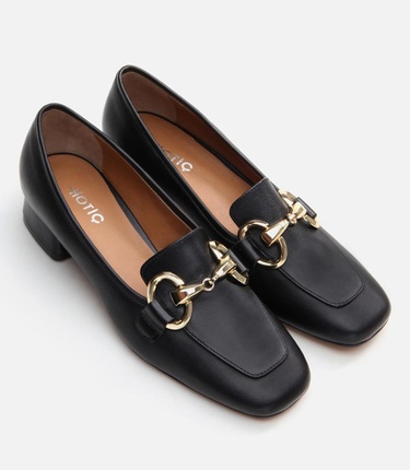  Kadın Deri Siyah Tokalı Loafer