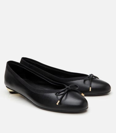  Kadın Deri Siyah Topuk Detaylı Babet