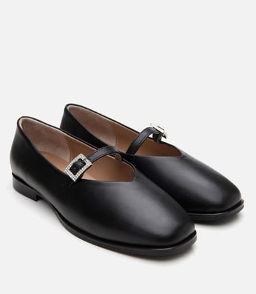  Kadın Deri Siyah Tokalı Babet