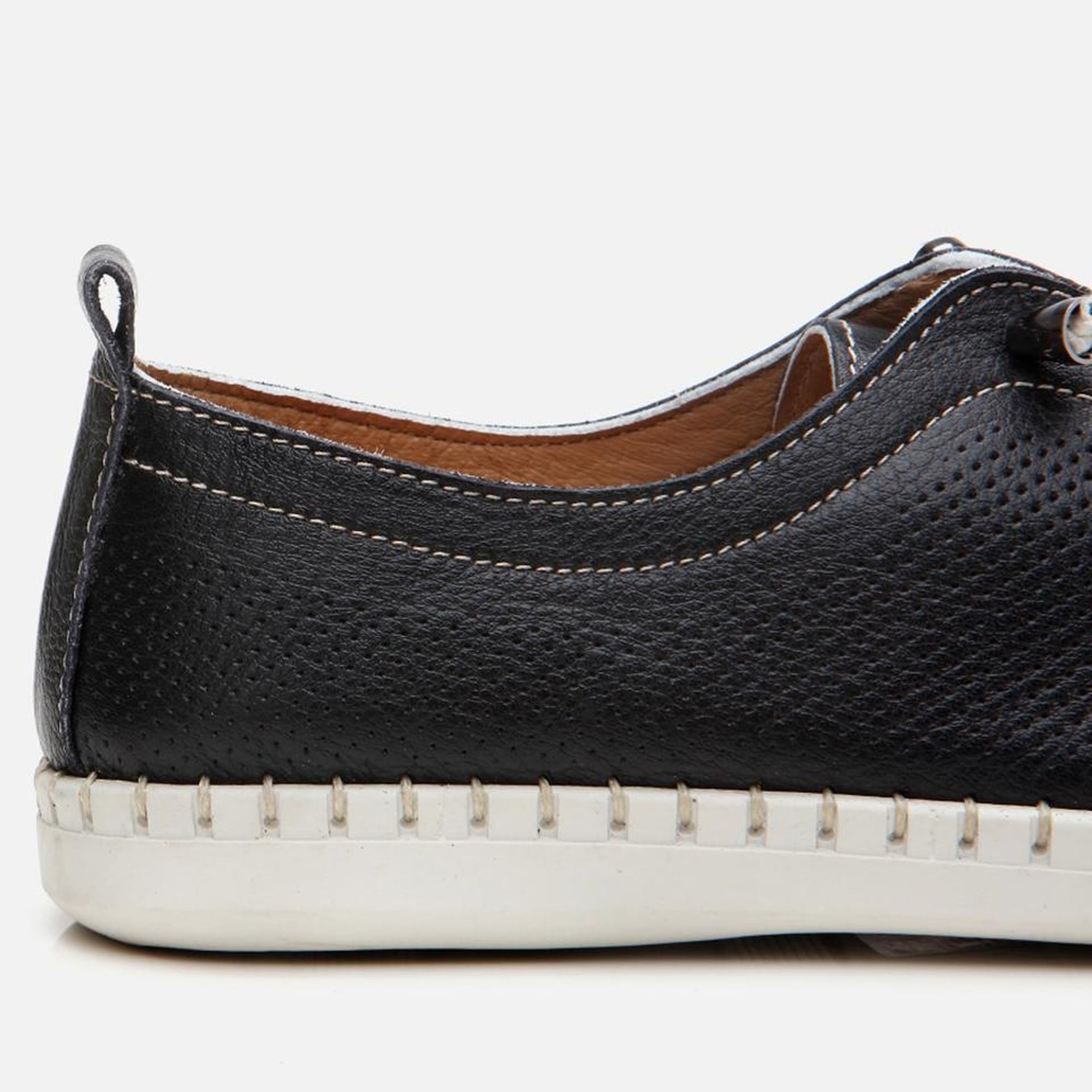 Kadın Deri Siyah Comfort Ayakkabı