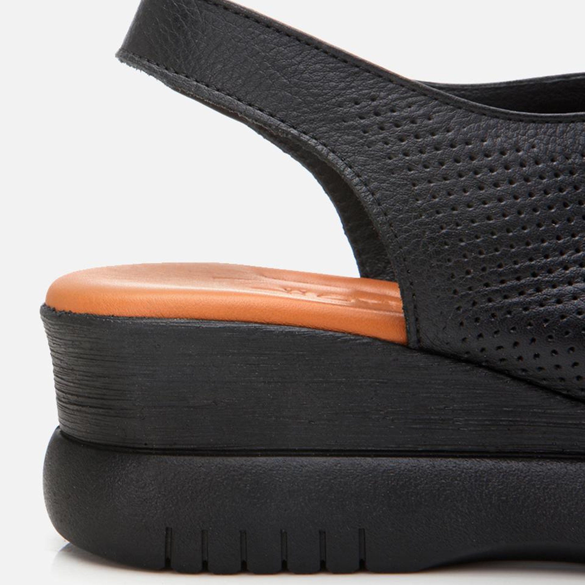 Kadın Deri Siyah Dolgu Topuklu Sandalet