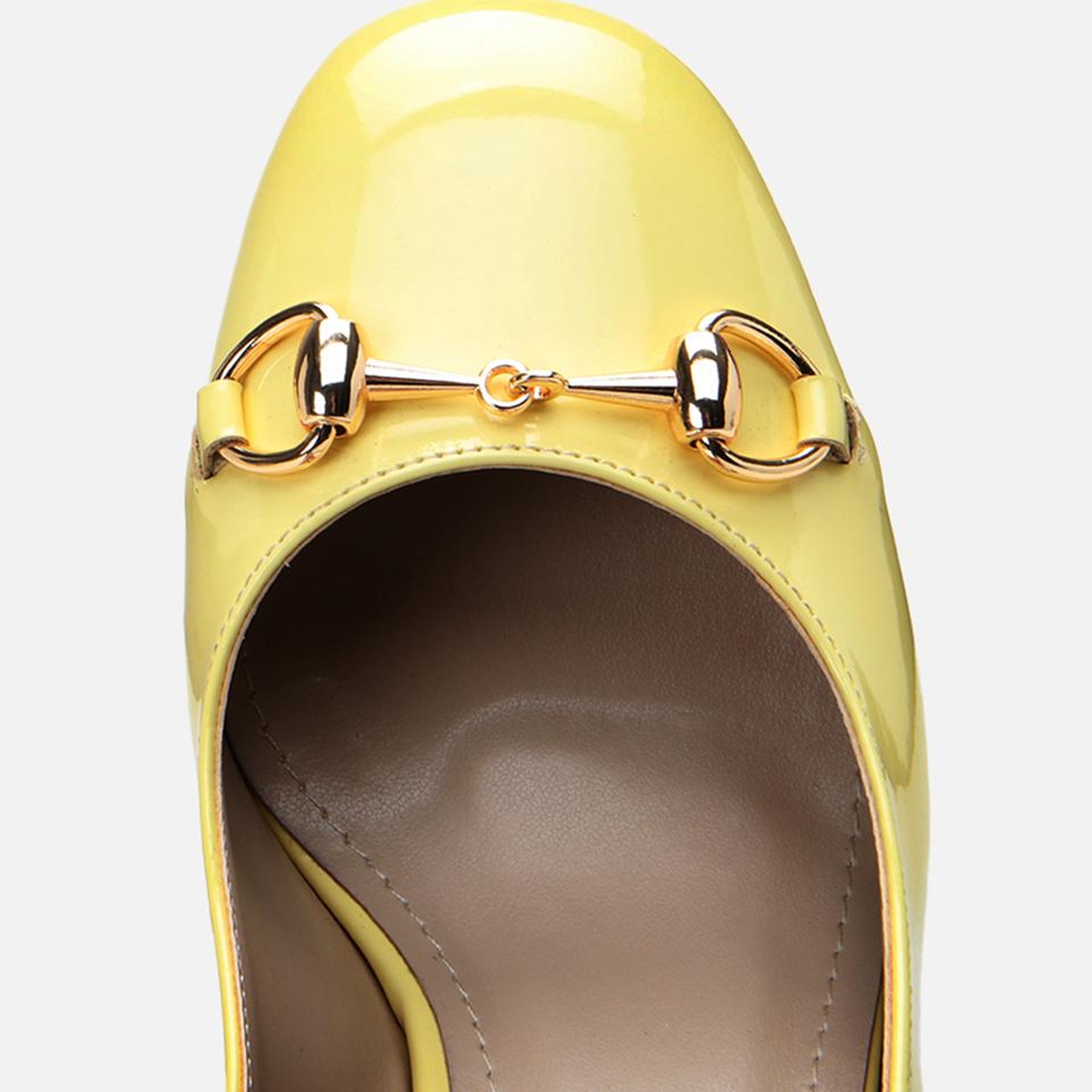 Kadın Rugan Sarı Arkası Açık Kalın Topuklu Ayakkabı