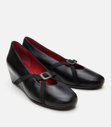  Kadın Deri Toka Detaylı Dolgu Topuklu Ayakkabı