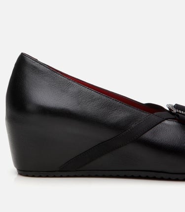  Kadın Deri Toka Detaylı Dolgu Topuklu Ayakkabı