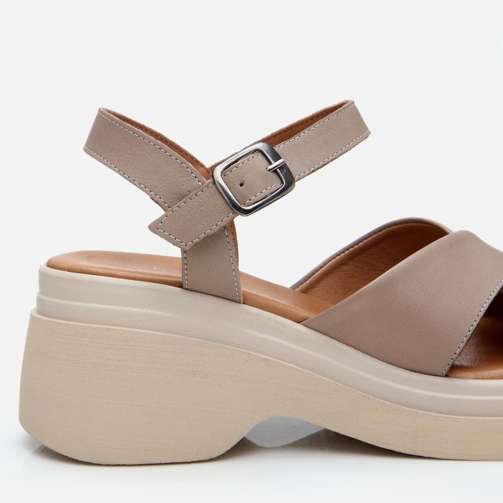 Kadın Deri Vizon Dolgu Topuklu Sandalet