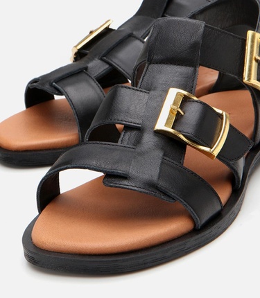  Kadın Deri Siyah Kemerli Düz Sandalet