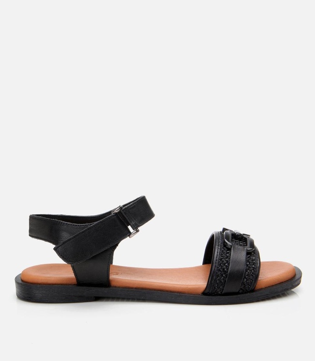  Kadın Deri Siyah Hasır Detaylı Düz Sandalet