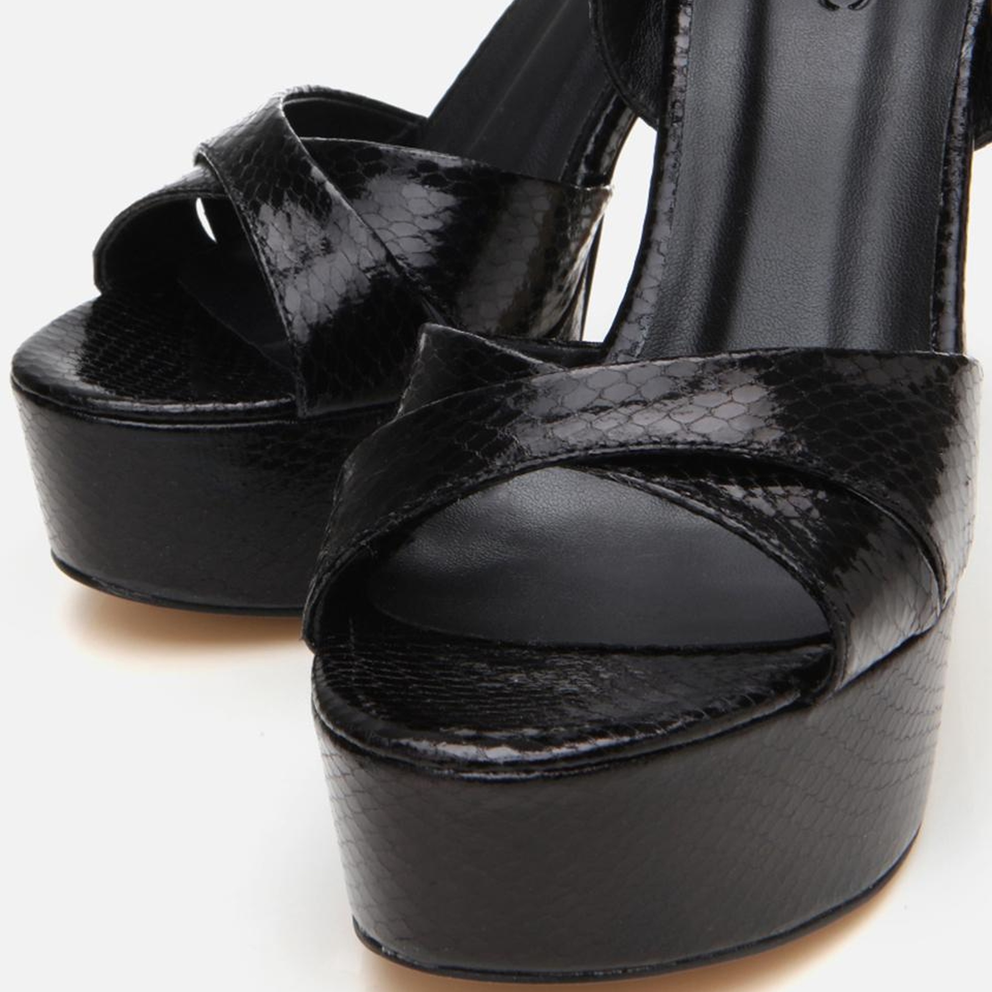 Kadın Siyah Yılan Desenli Abiye Yüksek Topuklu Sandalet