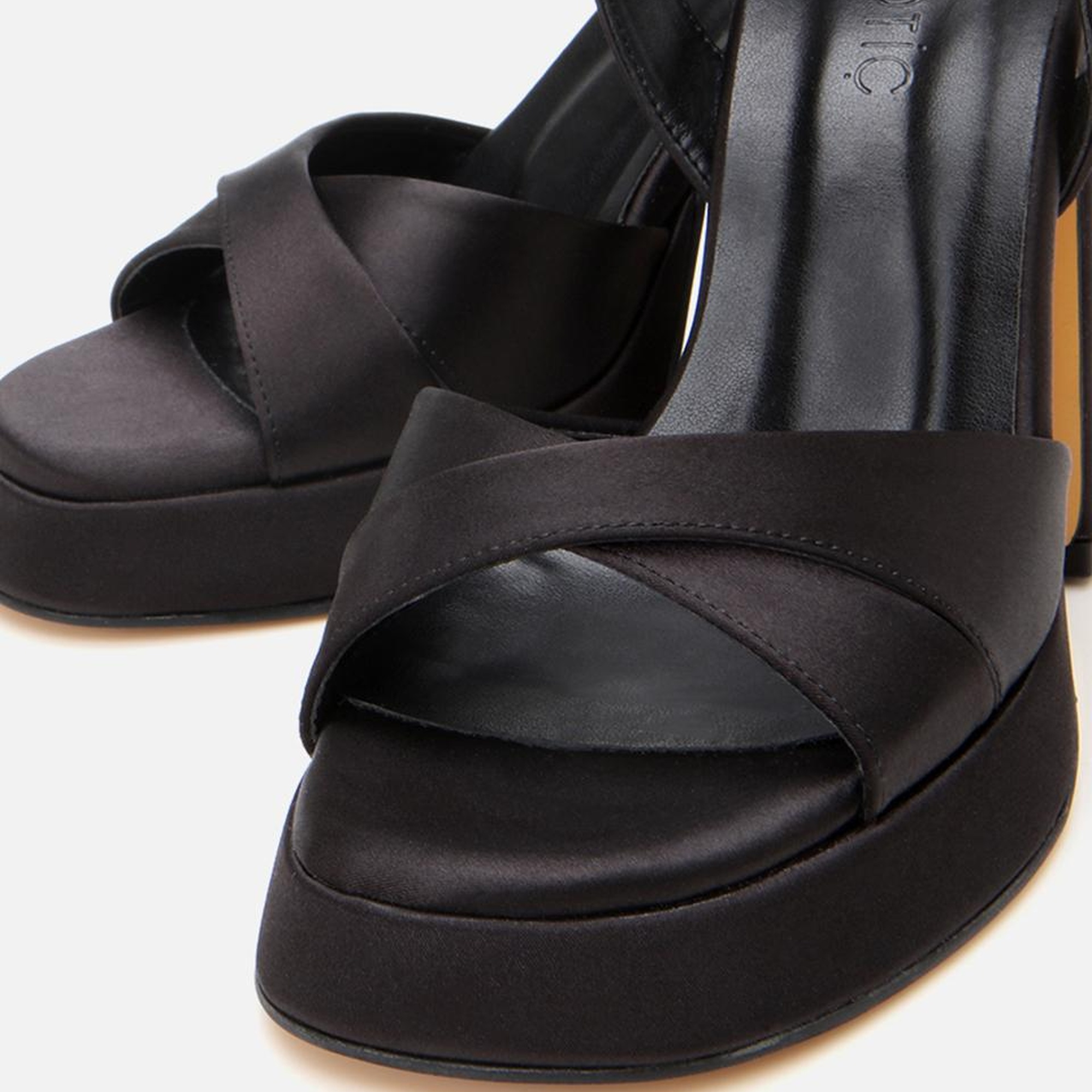 Kadın Siyah Abiye Yüksek Topuklu Sandalet