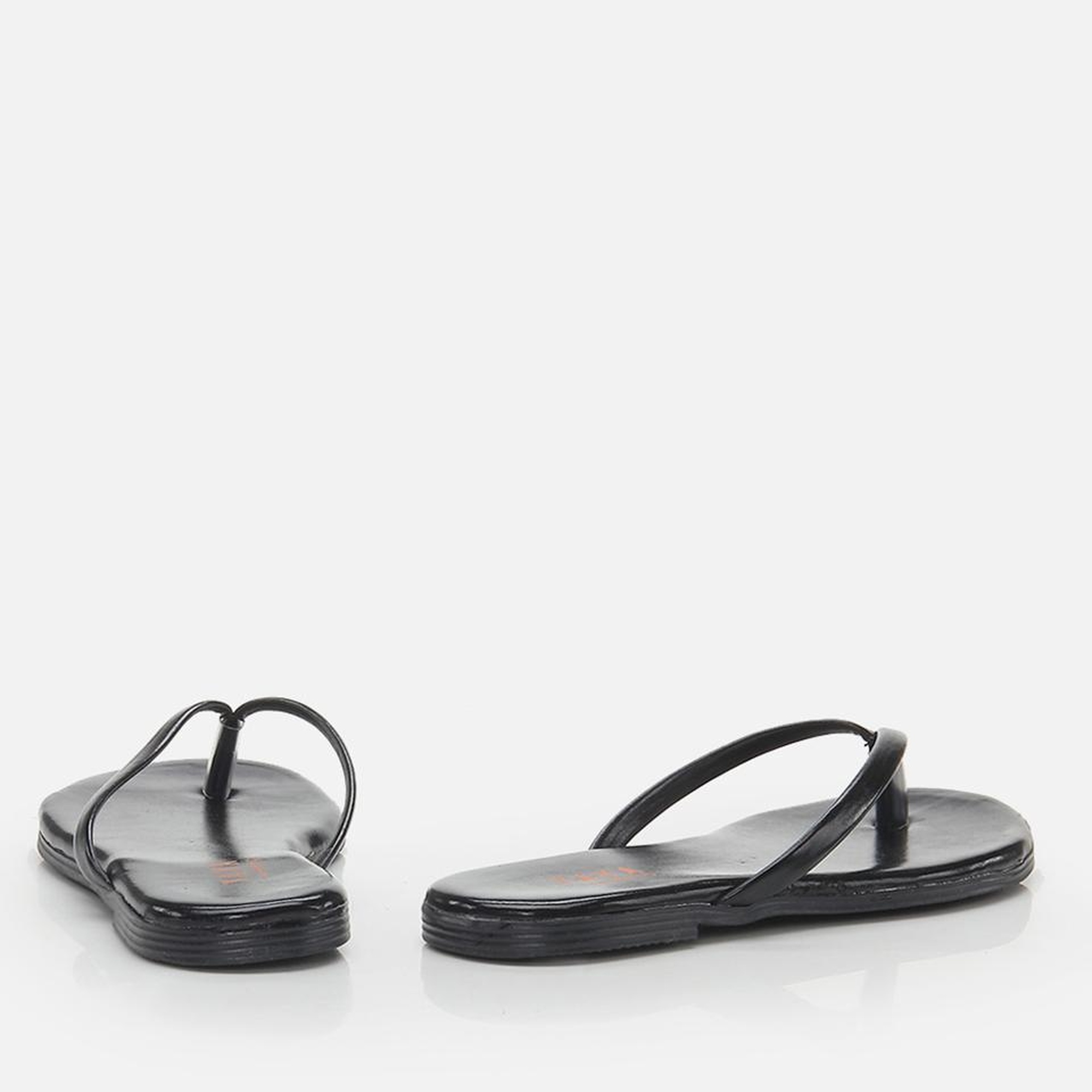 Siyah Yaya Kadın Terlik