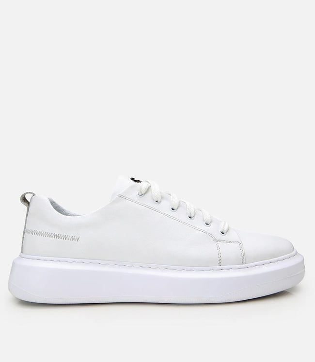  Erkek Deri Beyaz Rahat Tabanlı Spor Ayakkabı