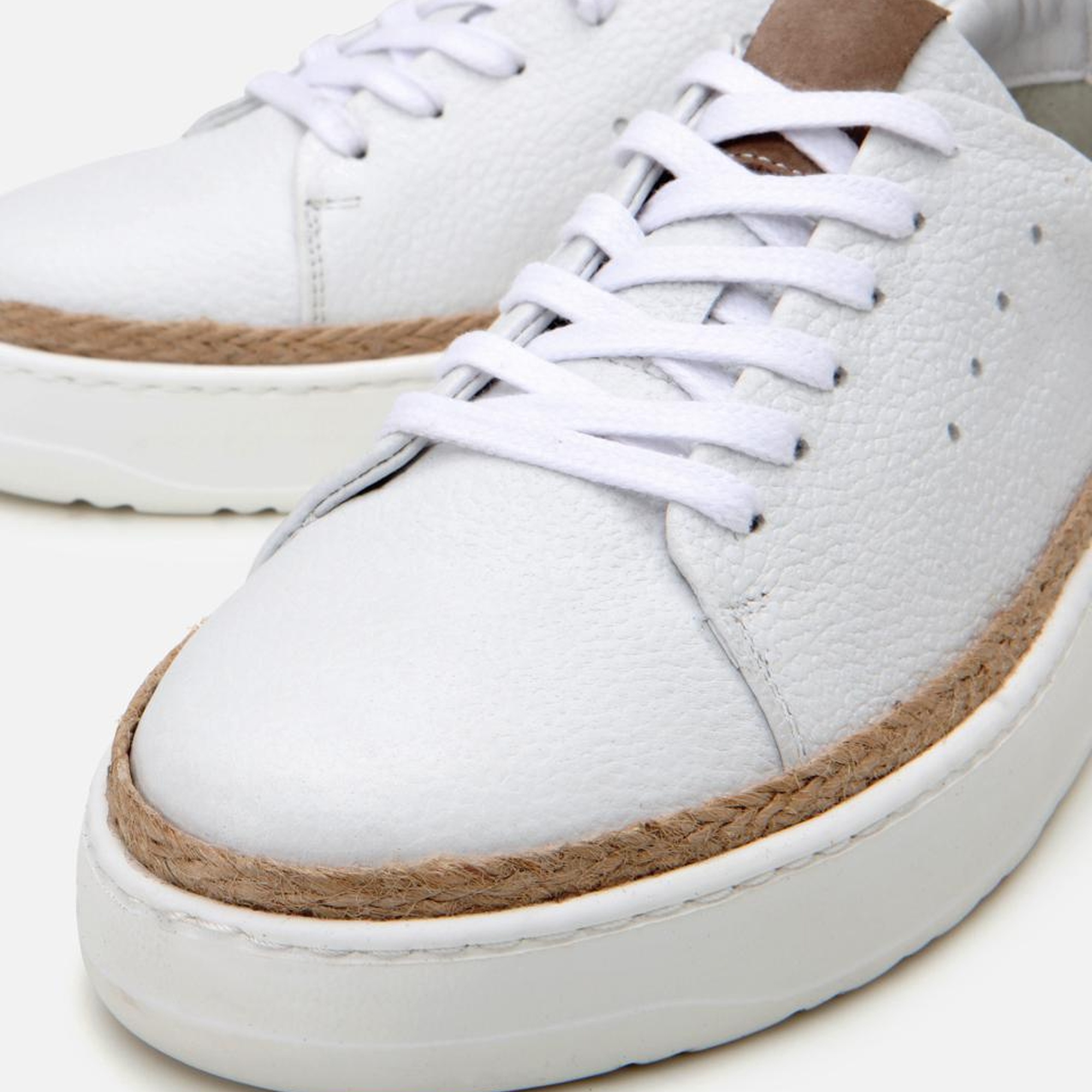 Erkek Deri Beyaz Ultra Hafif Tabanlı Spor Ayakkabı