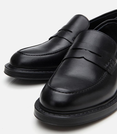  Erkek Deri Siyah Ultra Hafif Tabanlı Klasik Loafer