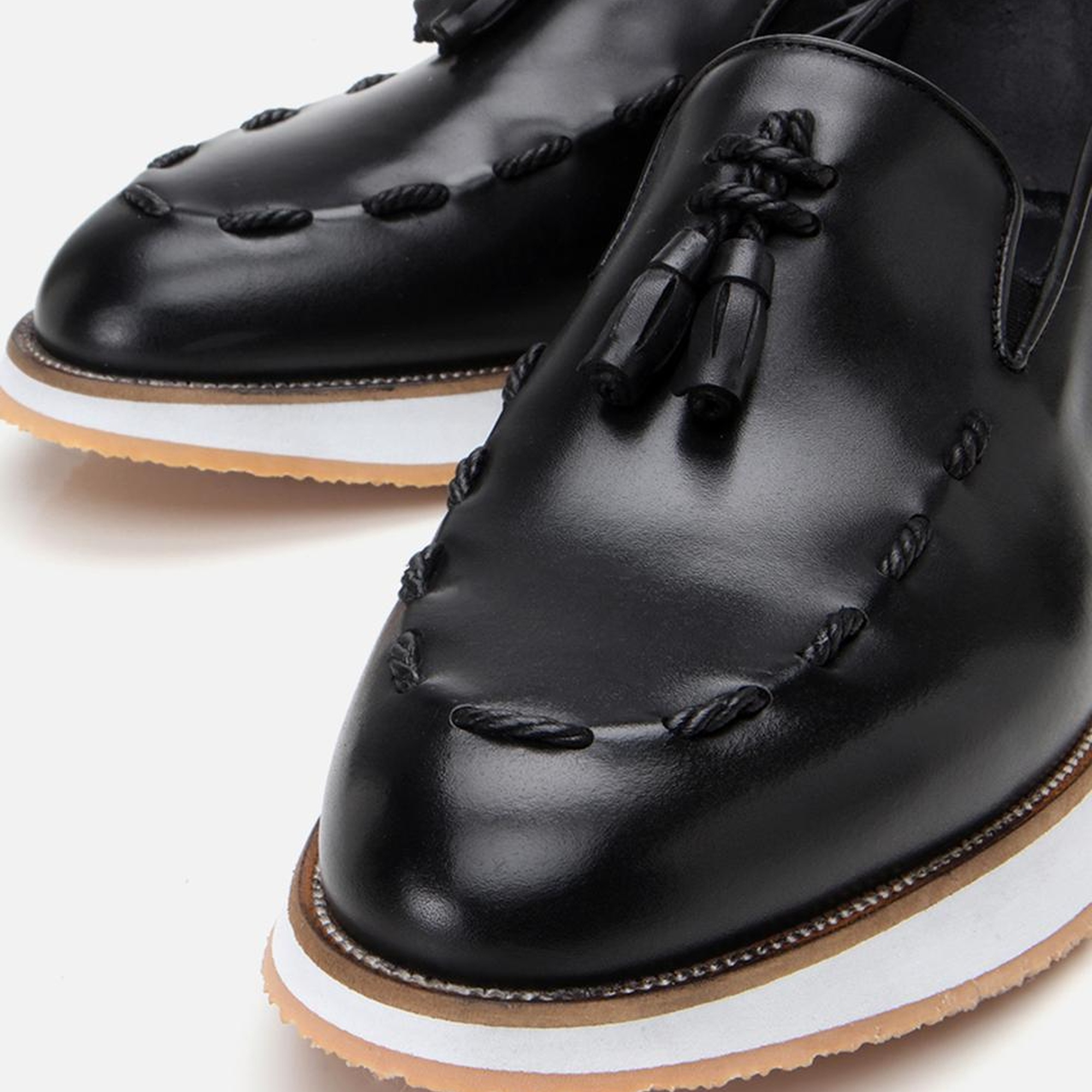 Erkek Deri Siyah Püskül Detaylı Klasik Loafer