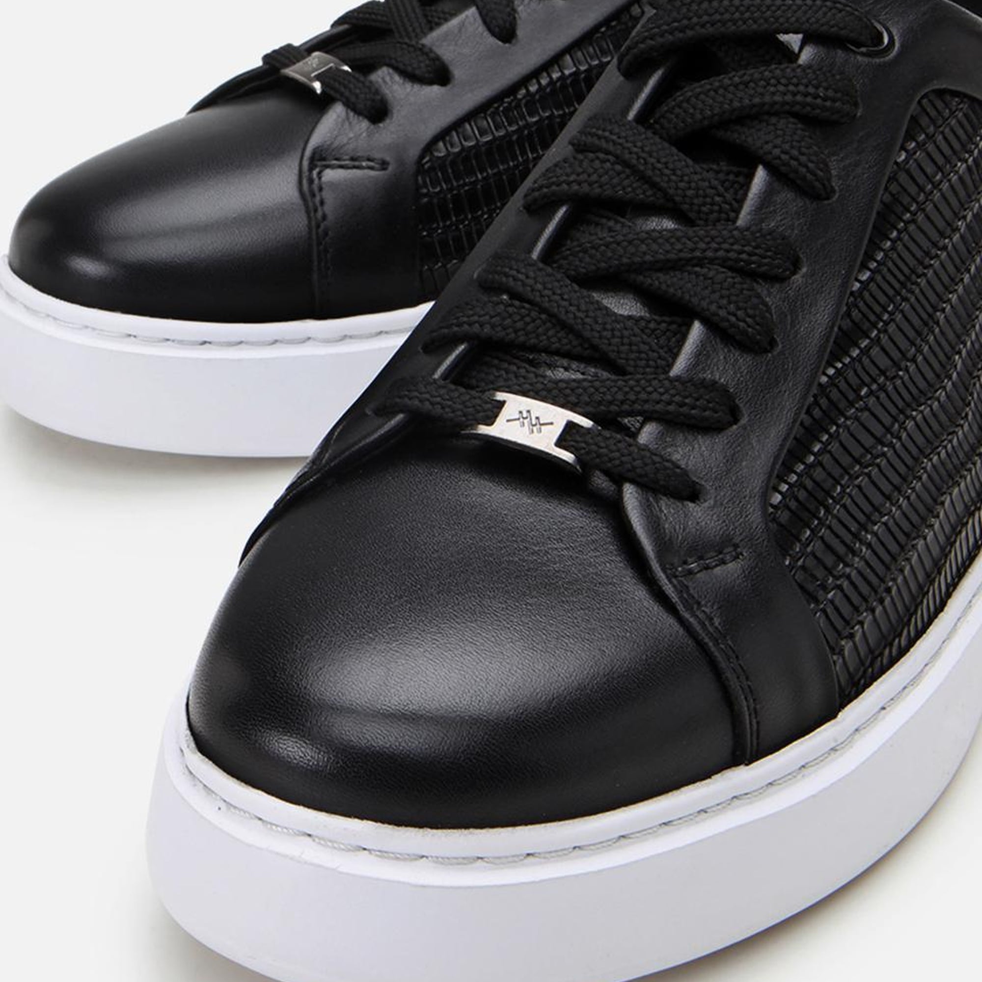 Erkek Deri Siyah Ultra Hafif Tabanlı Spor Ayakkabı