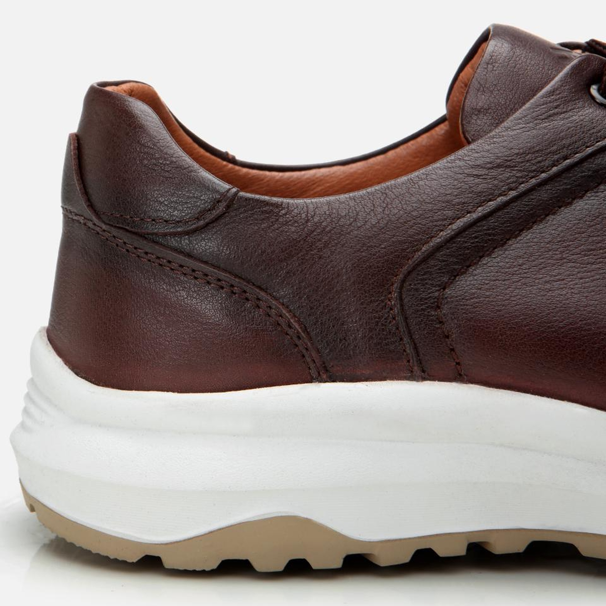 Erkek Deri Kahverengi Yumuşak Tabanlı Spor Ayakkabı