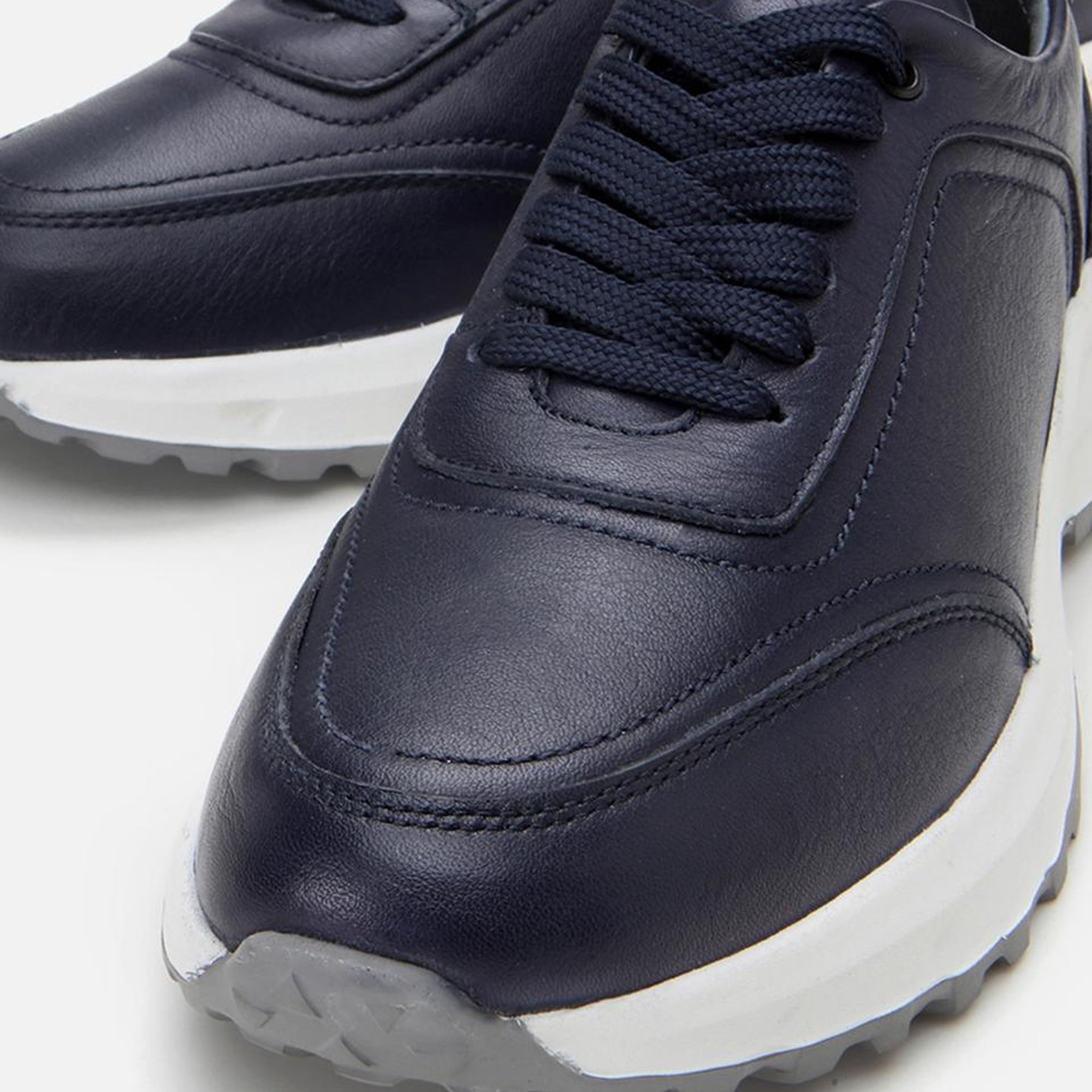 Erkek Deri Lacivert Yumuşak Tabanlı Spor Ayakkabı