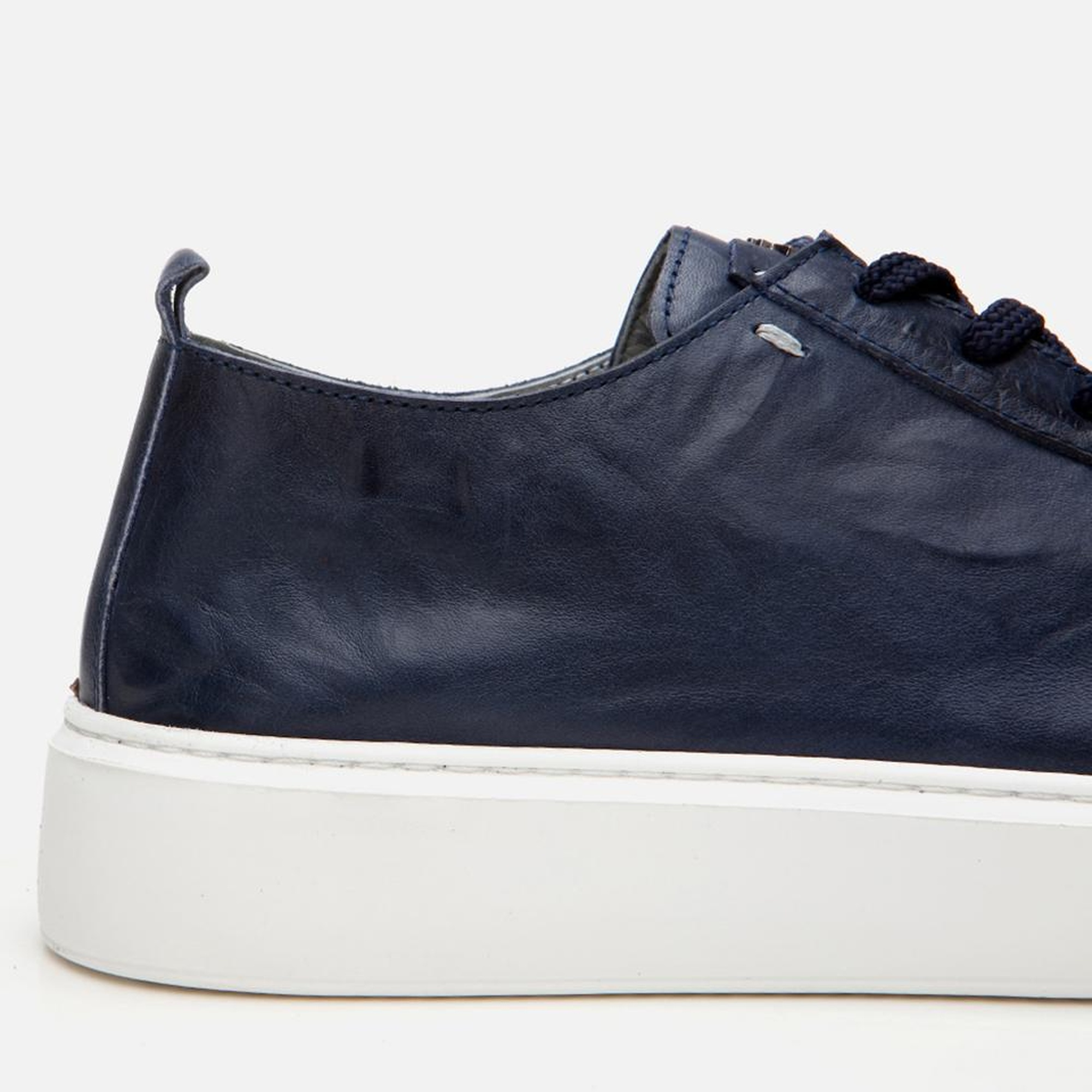 Erkek Deri Lacivert Hafif Tabanlı  Spor Ayakkabı