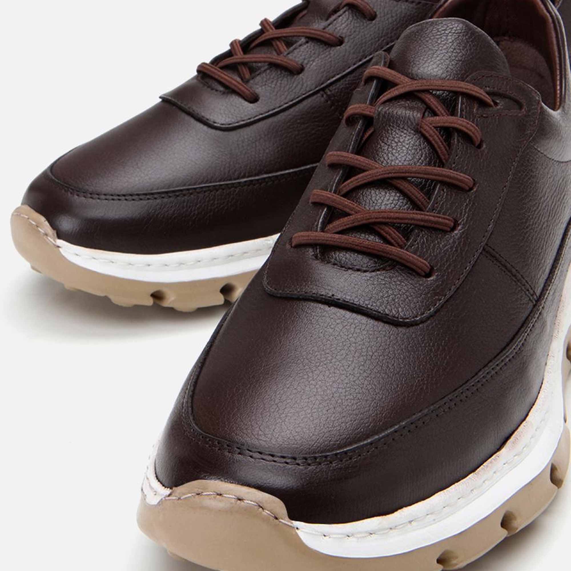 Erkek Deri Kahverengi Ultra Hafif Tabanlı Spor Ayakkabı