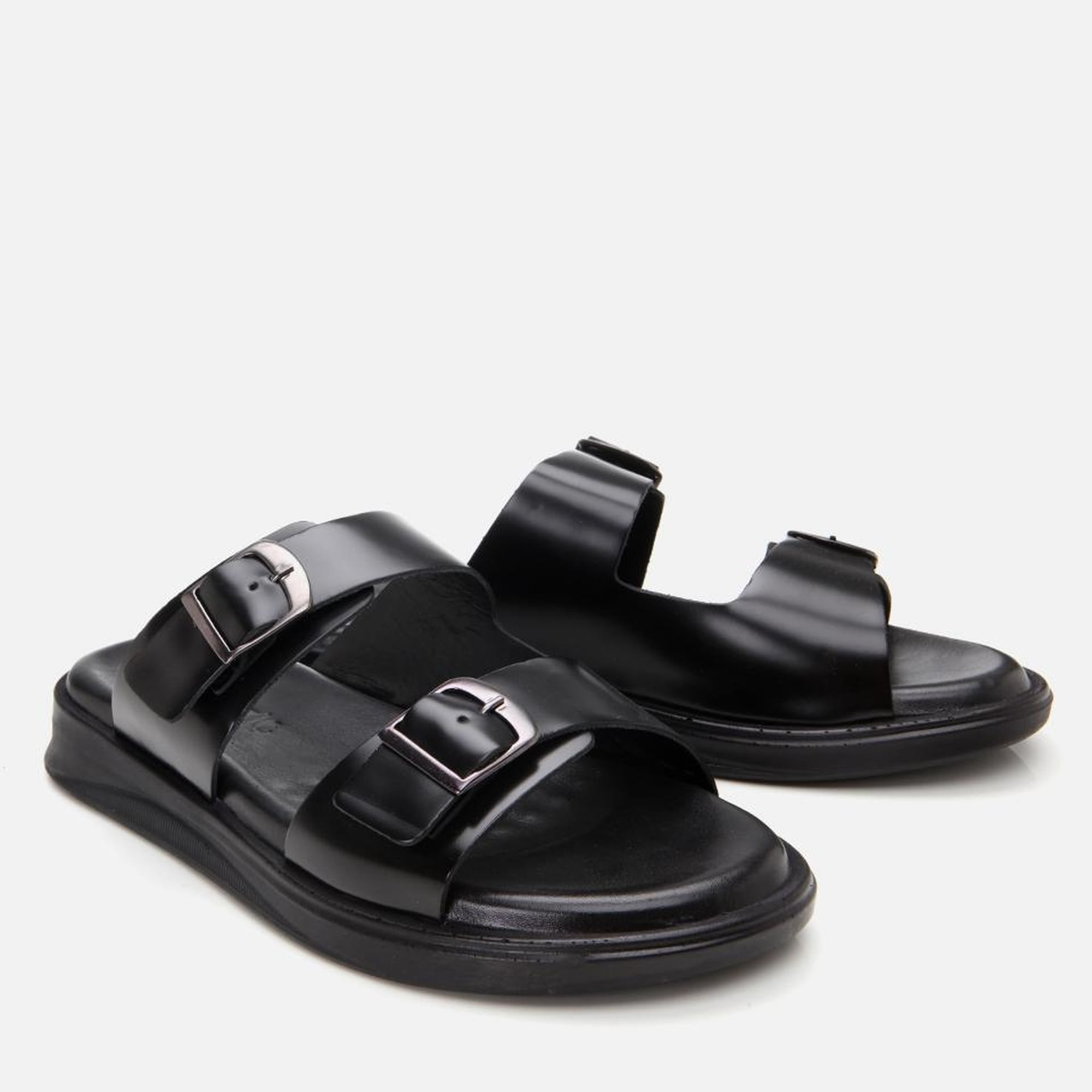 Erkek Deri Siyah Hafif Tabanlı Kemer Detaylı Terlik