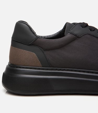  Erkek Deri Siyah Ultra Hafif Tabanlı Spor Ayakkabı