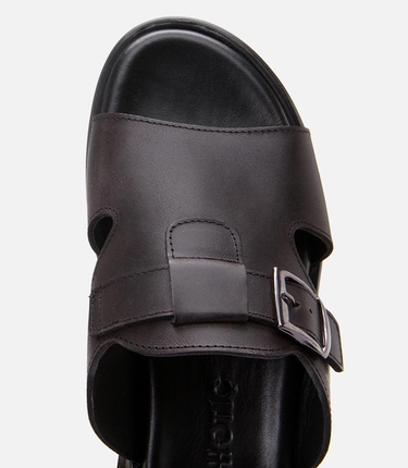  Erkek Deri Siyah Hafif Tabanlı Kemer Detaylı Terlik