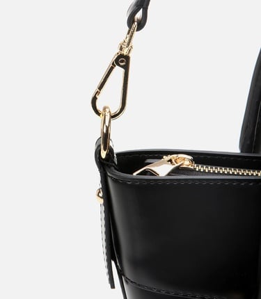  Kadın Siyah Omuz Çantası